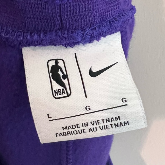 Nike LA Lakers Courtside NBA Fleece Pants - DC0901-504 Size Large - Picture 2 of 12